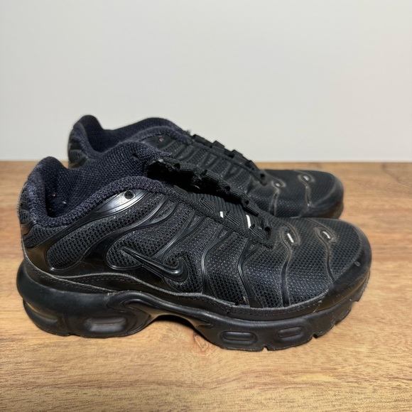 Nike Airmax Black Youth Sneakers, 12C - Picture 1 of 9